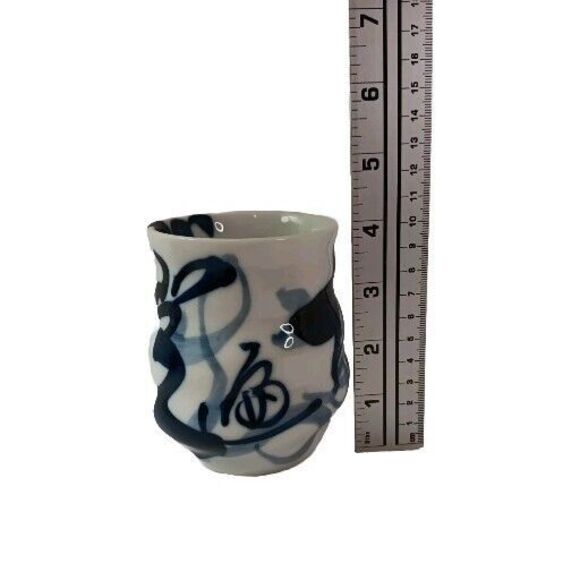 Japanese Yunomi Tea Cup Mug Blue & White Abstract Swirl Porcelain Excellent Cond - Picture 7 of 7